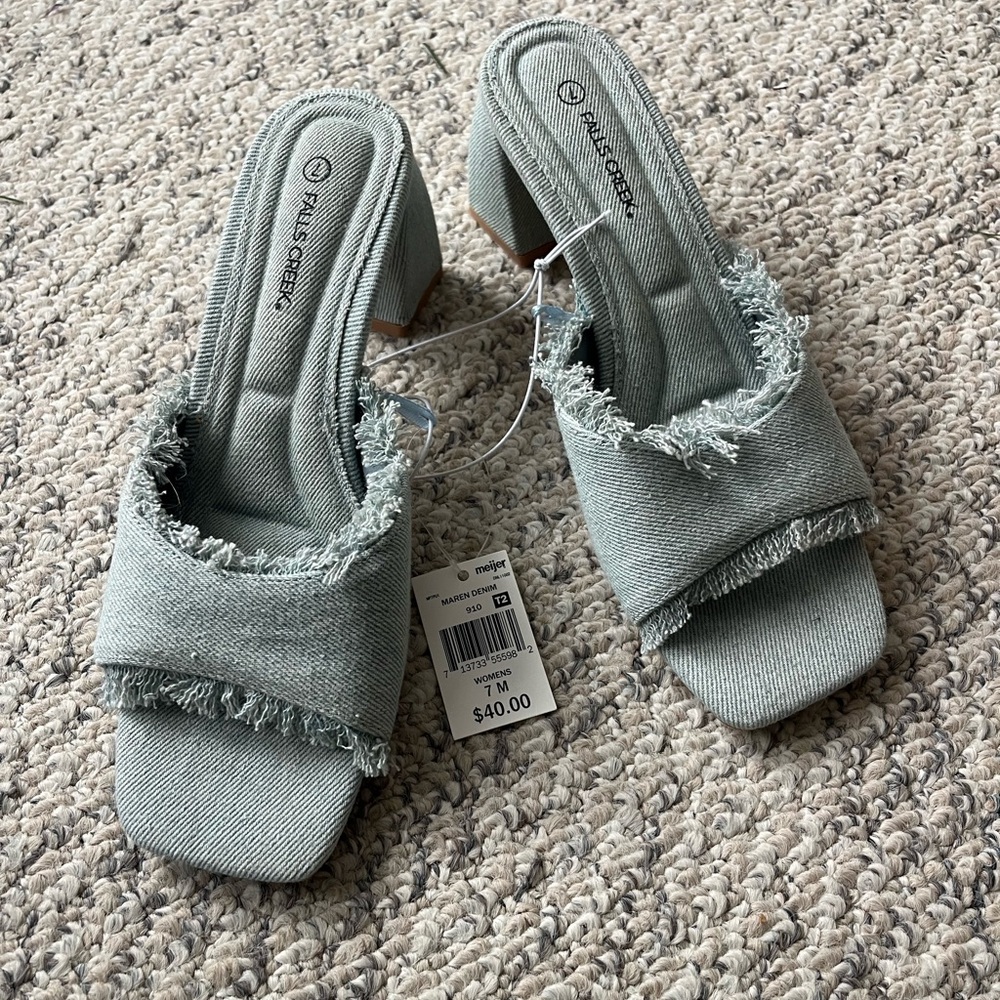 Falls Creek Women's Frayed Denim Shoes - Size 7